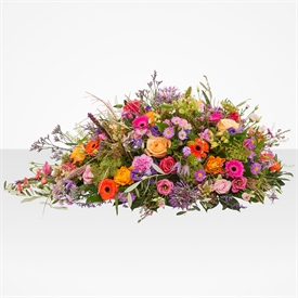 Bloemstuk 'warm van kleur'